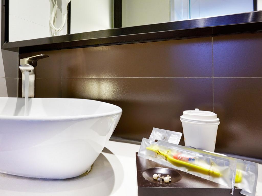 ホテル 7Days Premium Chongqing Hongqihegou 部屋 写真