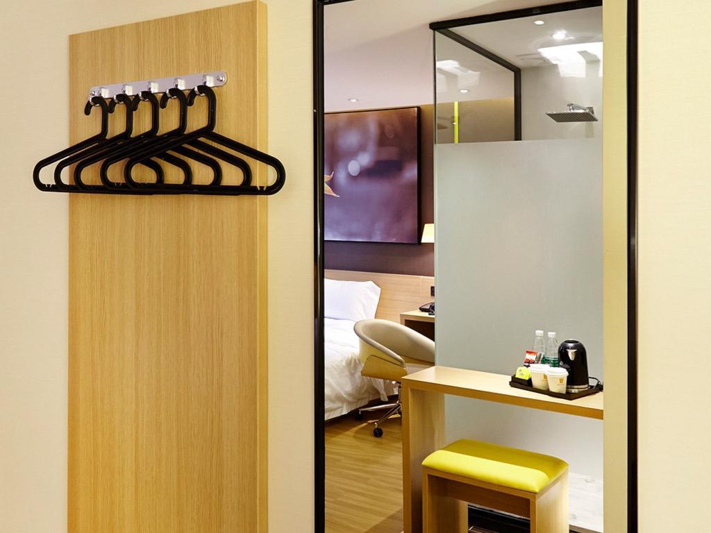 ホテル 7Days Premium Chongqing Hongqihegou 部屋 写真