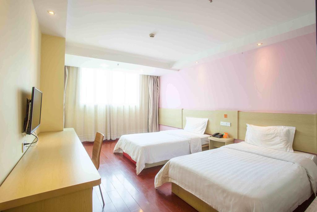 ホテル 7Days Premium Chongqing Hongqihegou 部屋 写真