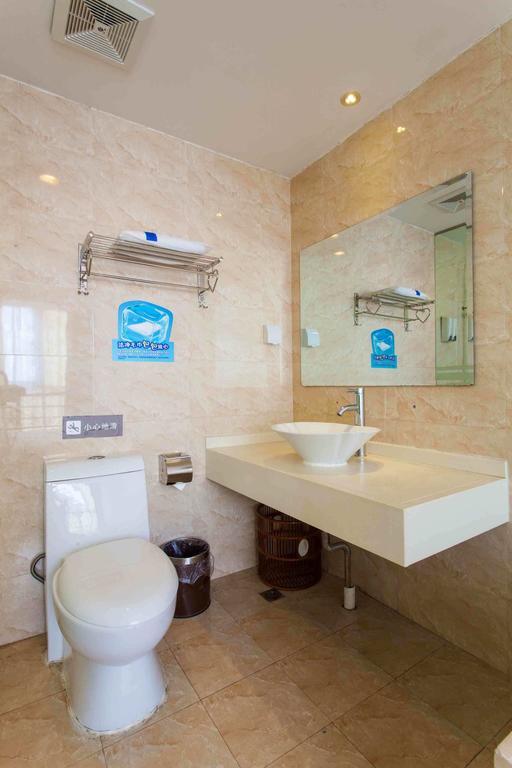 ホテル 7Days Premium Chongqing Hongqihegou 部屋 写真
